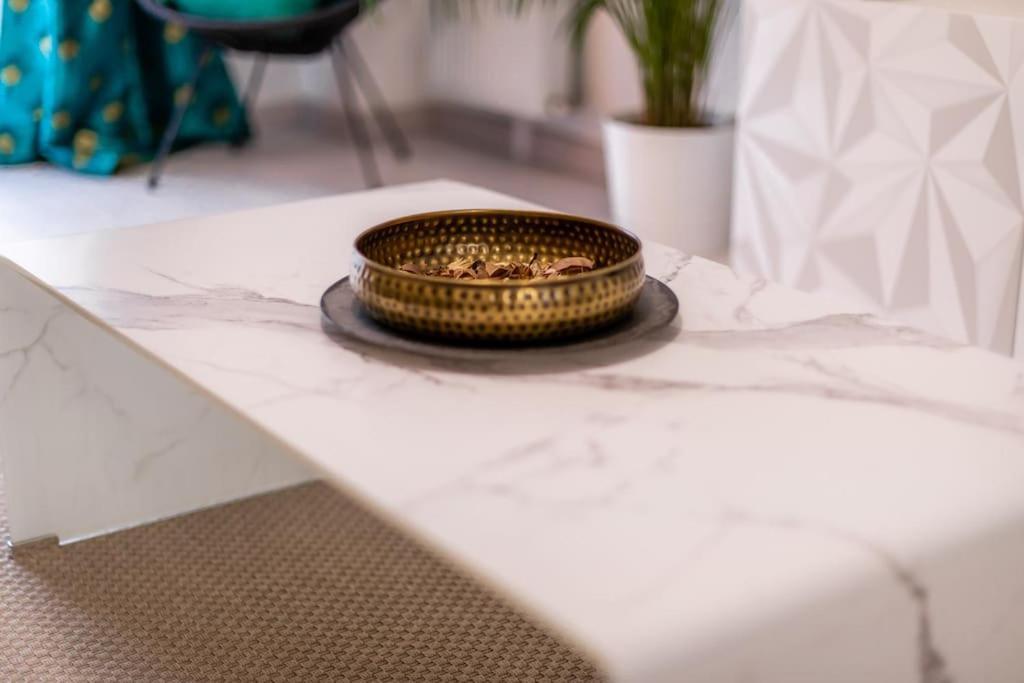 Forest Chic : Maison San Marina Apartment Parmain Ngoại thất bức ảnh